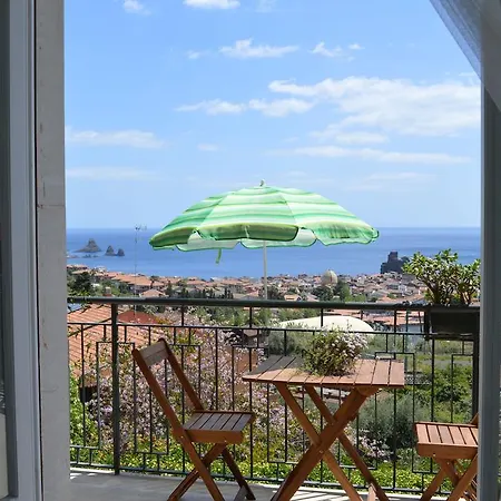 Pupi Catania Etna 3* Aci Castello