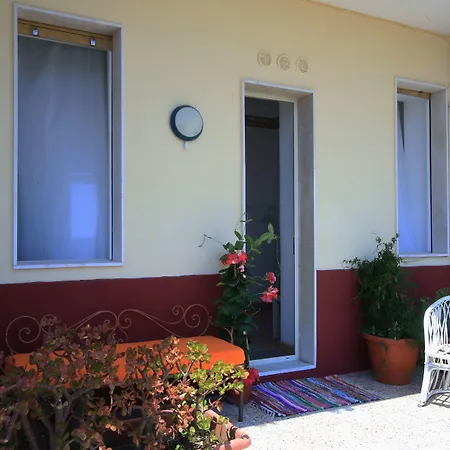 Pupi Catania Etna 3* Aci Castello