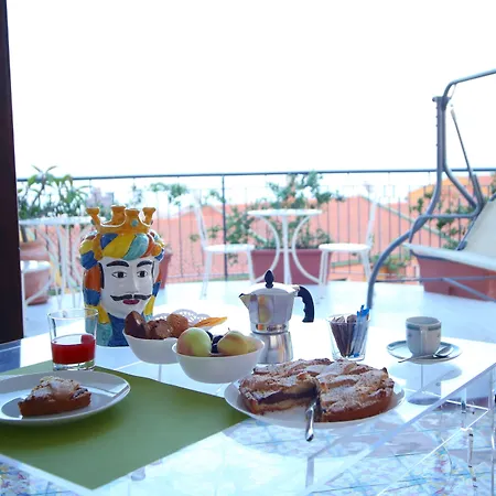 Pupi Catania Etna Hotel Aci Castello