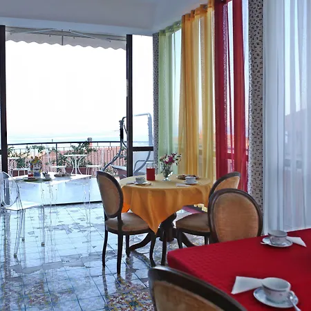 Pupi Catania Etna Hotel