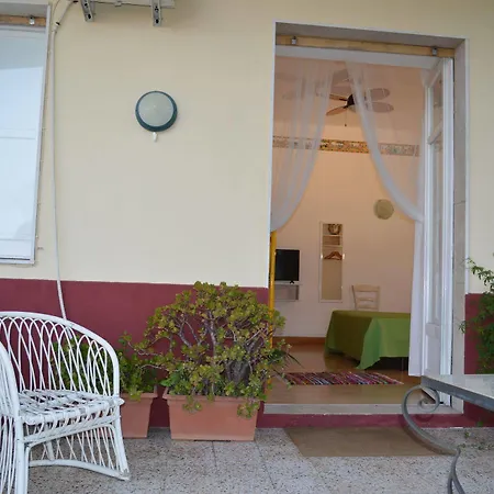 Pupi Catania Etna - #viaggiosiciliano Couette-café