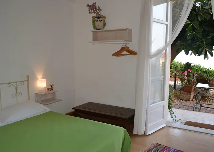 Hotel Pupi Catania Etna 3*