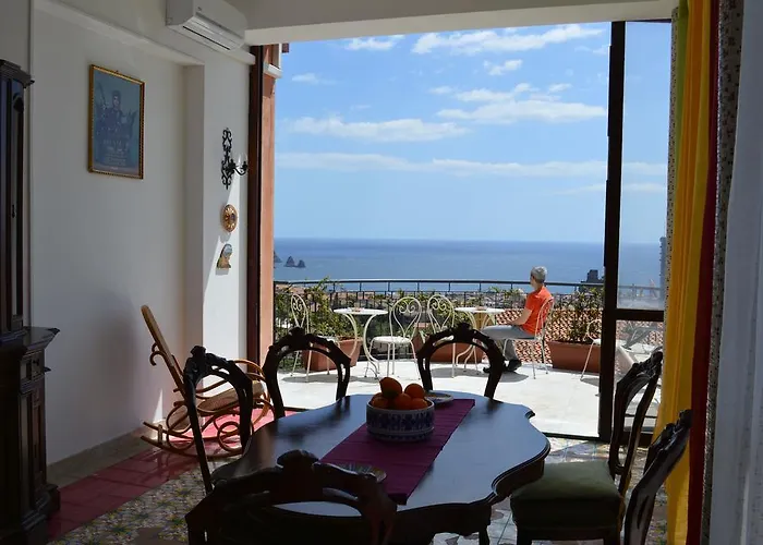 Hotel Pupi Catania Etna 3*